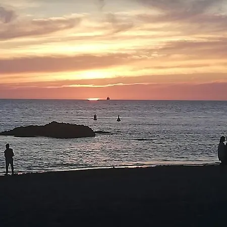 La Casa De La Playa, A Un Paso De La Orilla Дом отдыха